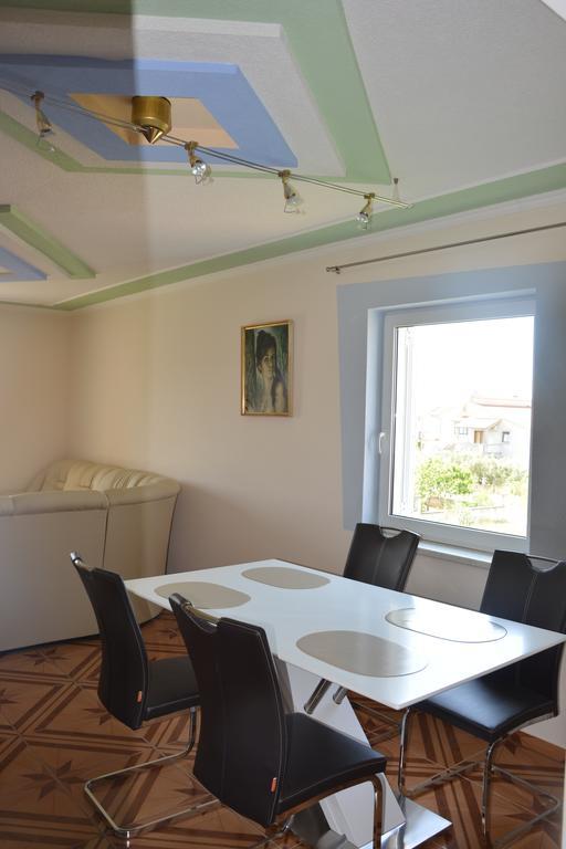 Apartments Petar & Anka Weißenburg Zimmer foto